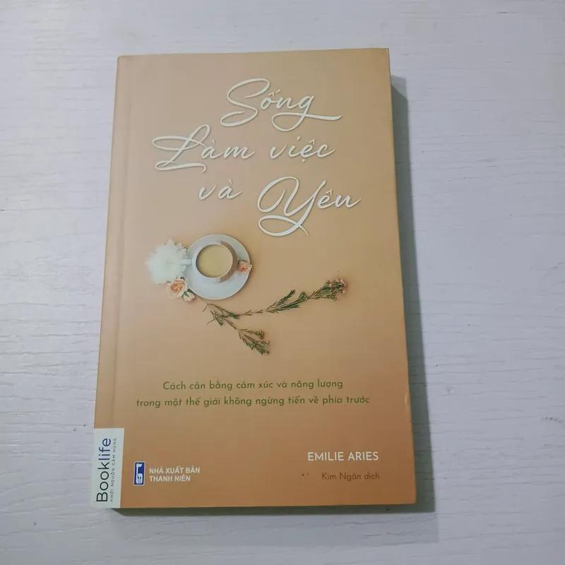 Sách Sống, làm việc và yêu 731732