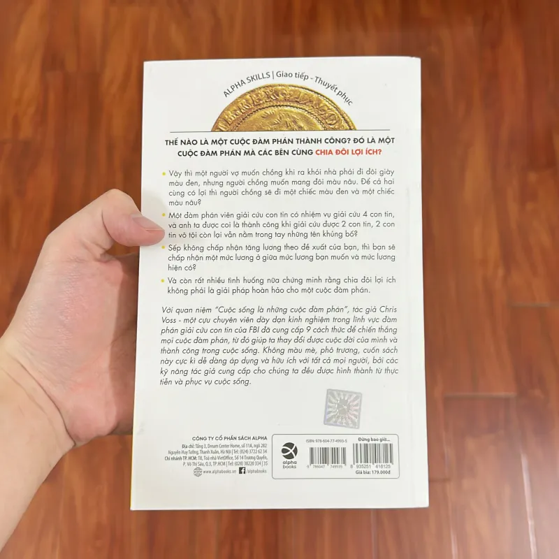 Sách Đừng Bao Giờ Chia Đôi Lợi Ích Trong Mọi Cuộc Đàm Phán 779205