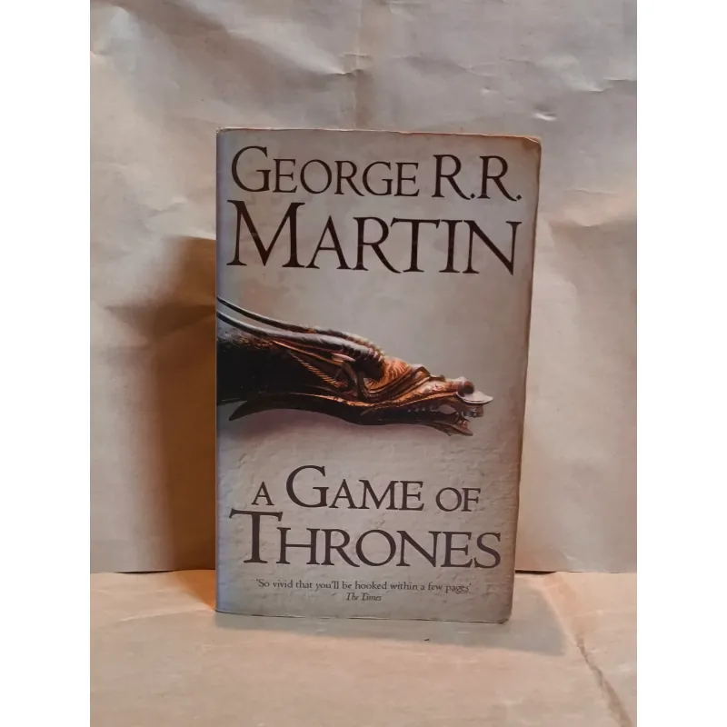 A Game of Thrones	- George R. R. Martin 1025128