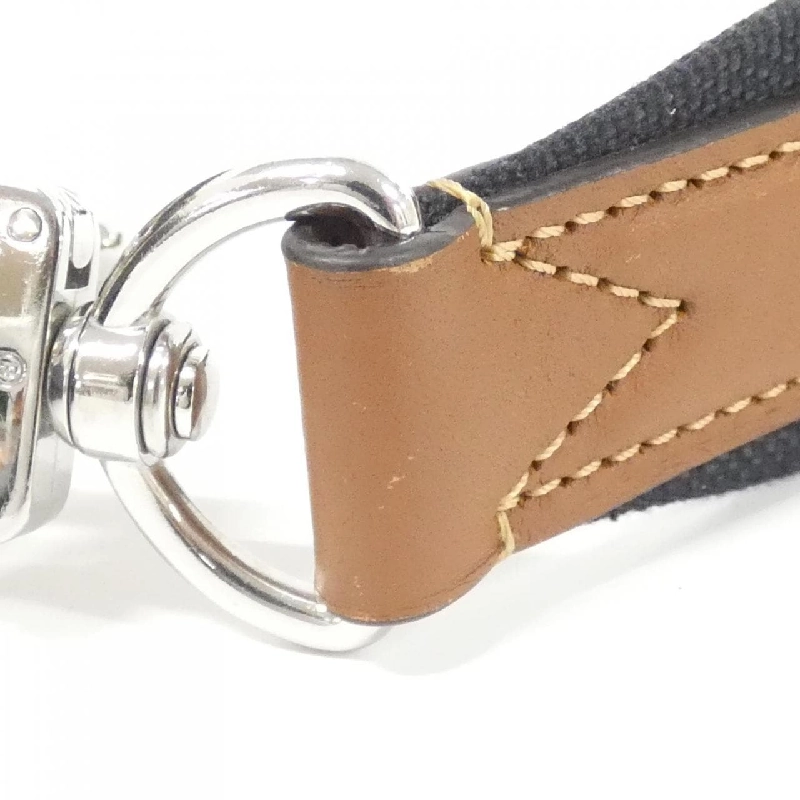 Túi đeo chéo Louis Vuitton Trillon Trio M21544 611027