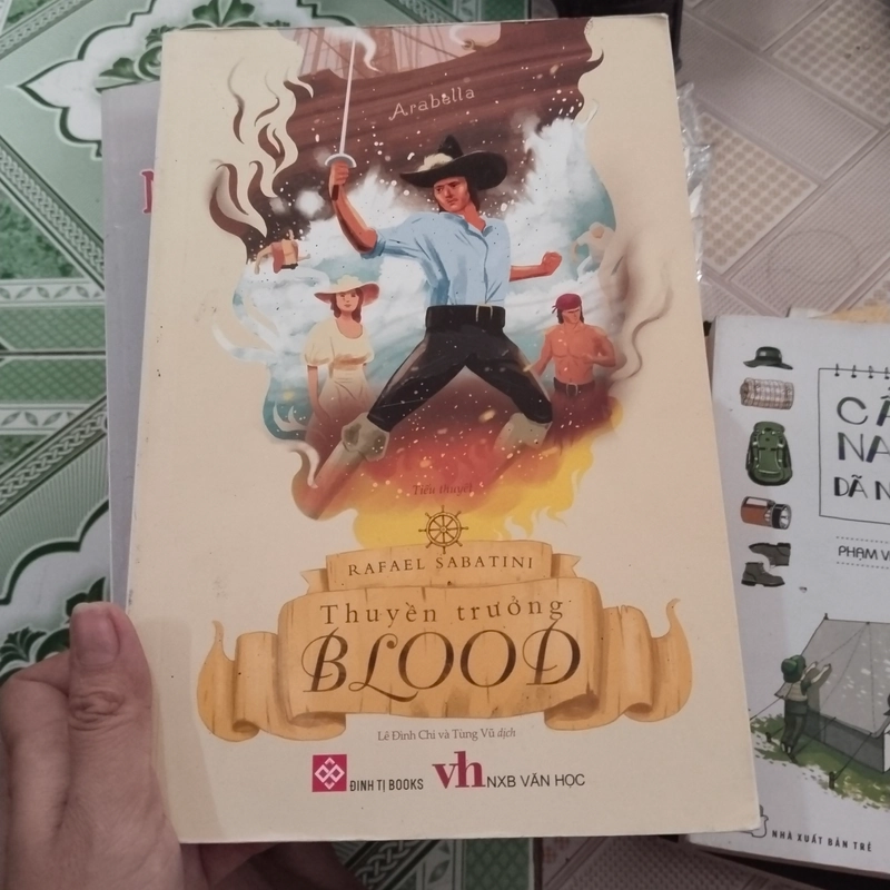 Thuyền trưởng BLOOD  552212