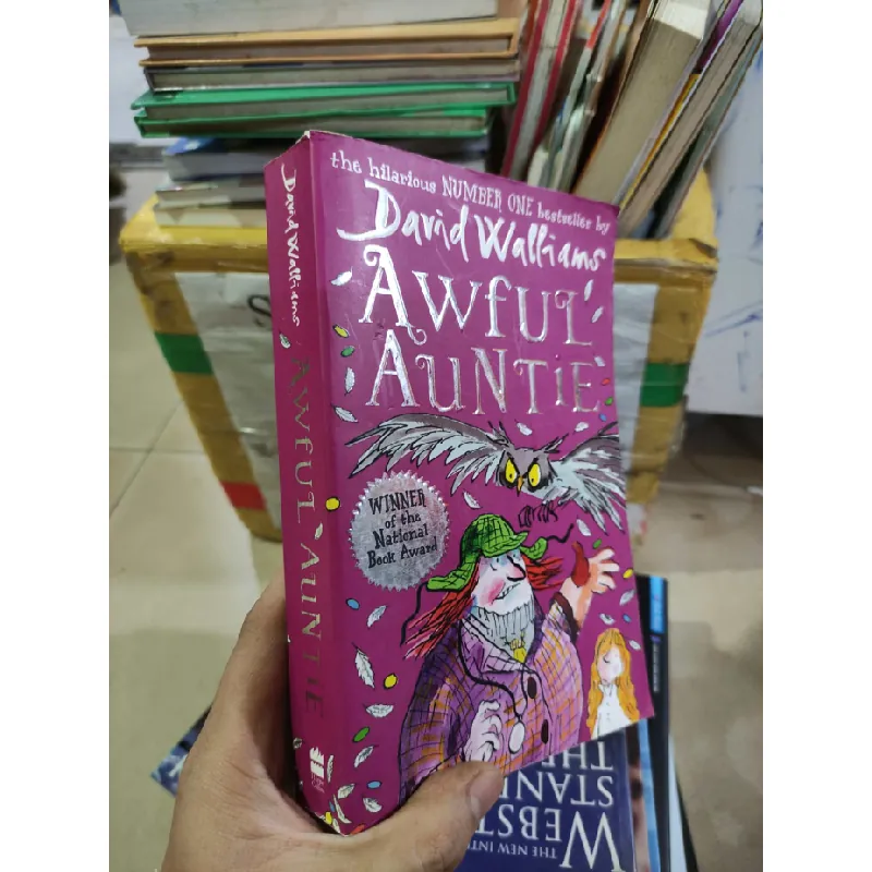 [Phiên Chợ Sách Cũ] Awful Auntie - David Walliams 2303 412384