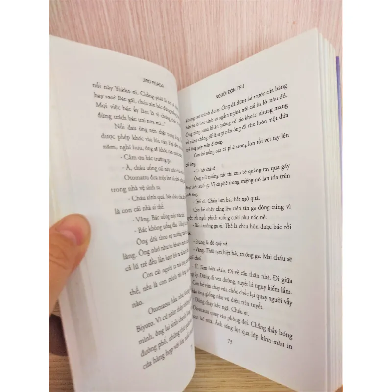 Sách: Người Đón Tàu - Tác giả	 Jiro Asada 763490