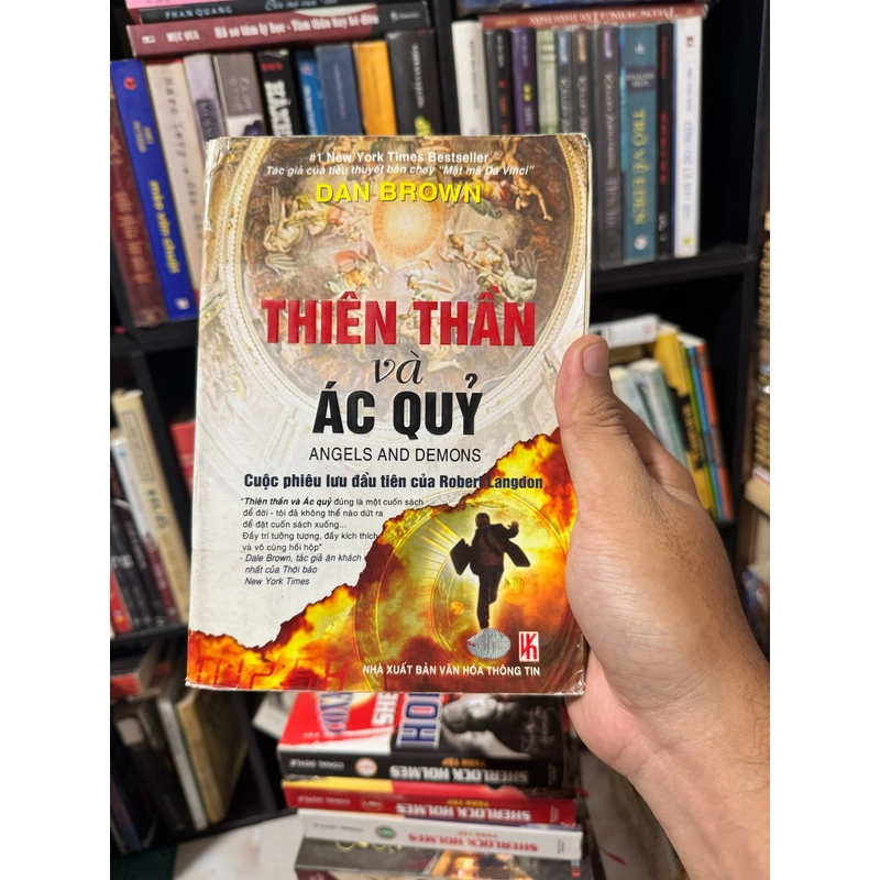 Thiên thần và ác quỷ bìa mềm 469458