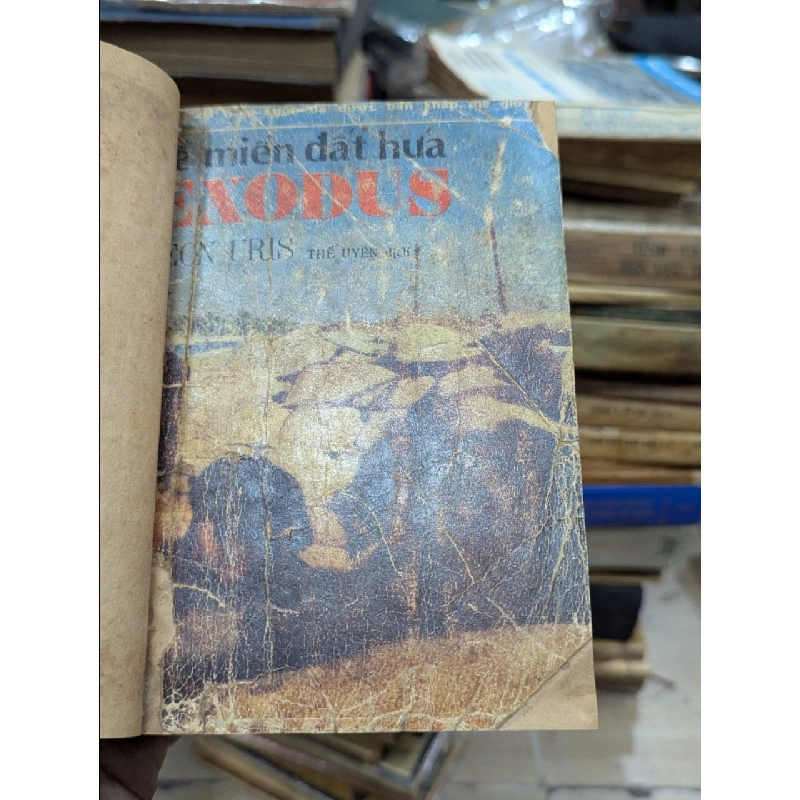 Về miền đất hứa - Léon Uris 129250