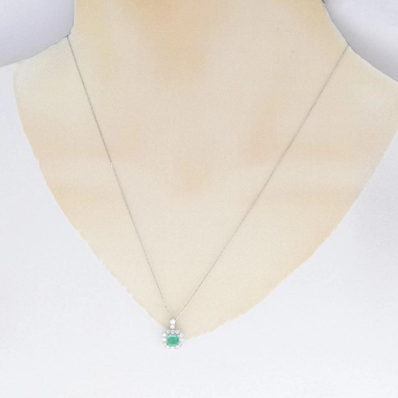 Dây chuyền ngọc lục bảo PT900 0.67CT - Hàng hiệu Authentic 862488