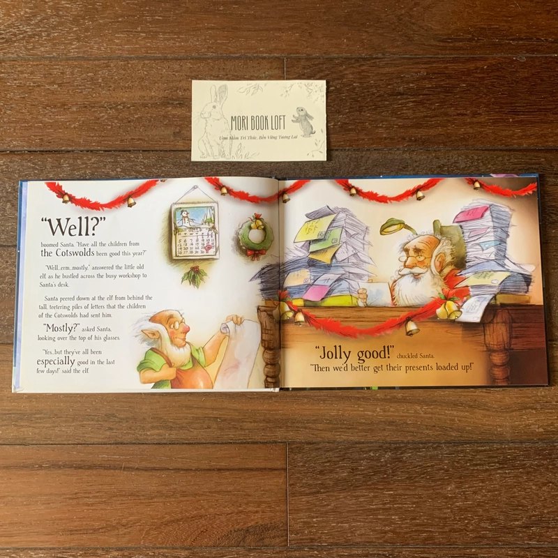 Sách tranh tiếng anh Santa is Coming to the Cotswolds, Used, Bìa cứng 479271