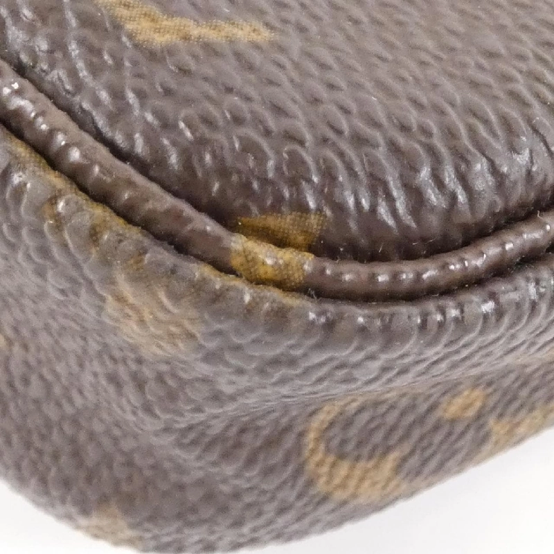 Túi đeo chéo Monogram Louis Vuitton M51980 619330