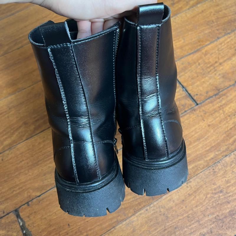Bốt nam đen sz 41 mới 95% 466717