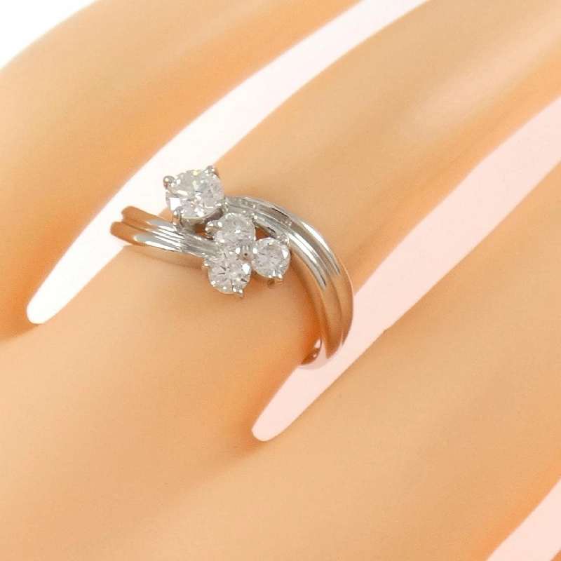 Nhẫn kim cương PT850 0.26CT - Hàng hiệu Authentic 852030