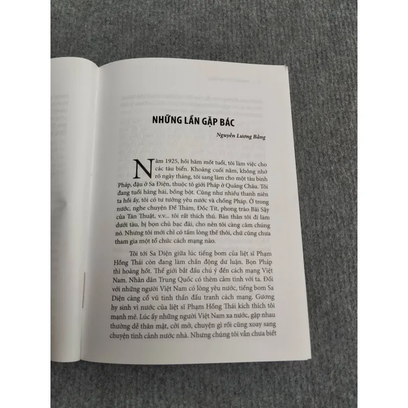 TẬP HỒI KÝ ĐẦU NGUỒN 991037