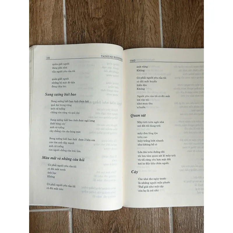 Tạp Chí Văn Học Nước Ngoài - Tổng Hợp Số 2001 (gồm Sigmund Freud, Helmut Zenker, v.v) 738047