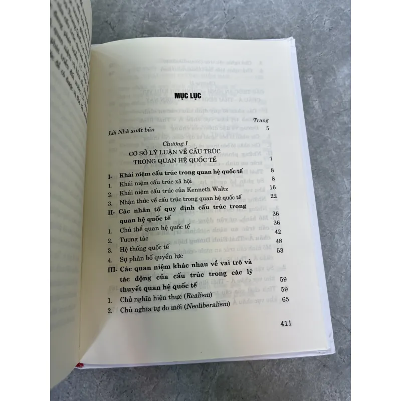 CẤU TRÚC KHU VỰC CHÂU Á THÁI BÌNH DƯƠNG LÝ LUẬN VÀ THỰC TIỄN - HOÀNG KHẮC NAM 991319