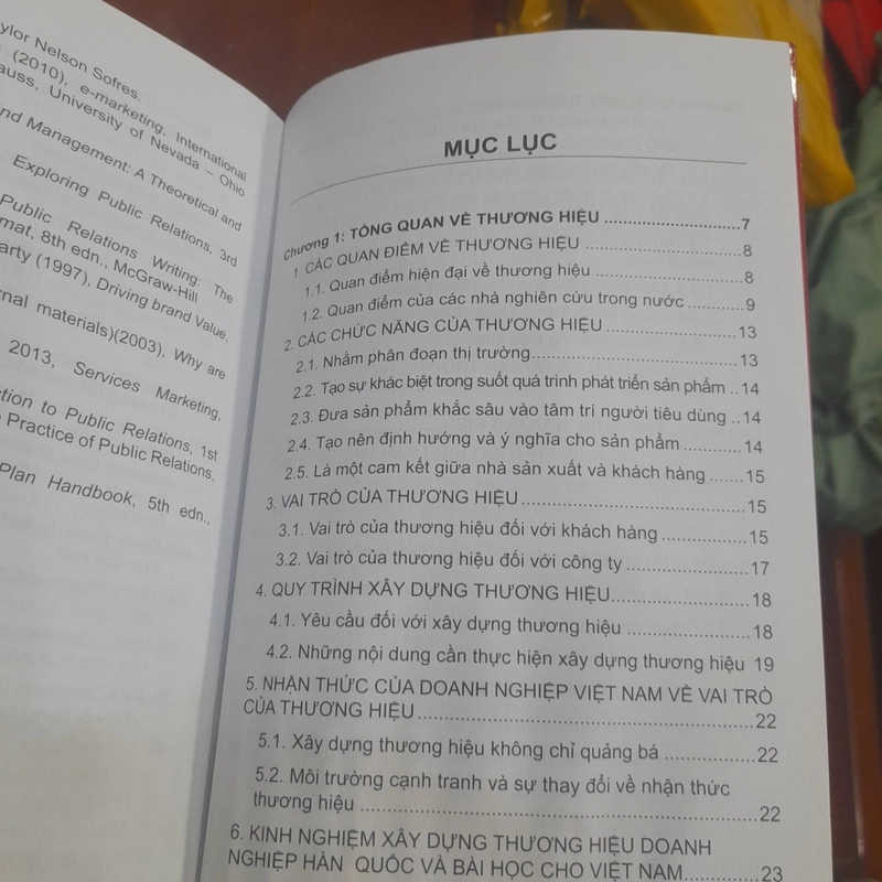 Ts. Bùi Văn Quang - QUẢN TRỊ THƯƠNG HIỆU, lý thuyết và thực tiễn 407039
