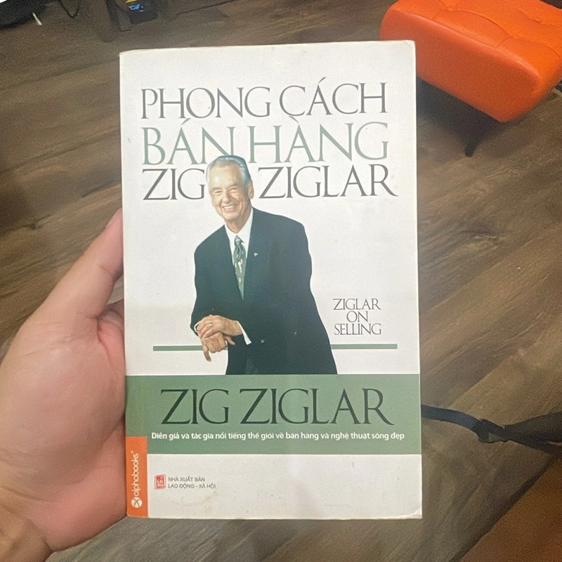 Sách Phong cách bán hàng Zig Ziglar - tình trạng 90% 297384