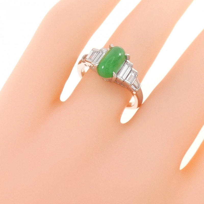 Nhẫn Ngọc Bích PT900 668830