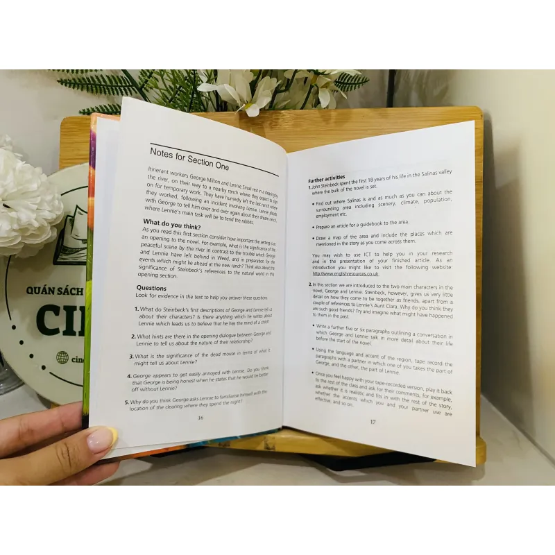 [Sách 2hand từ US] Like new 90% - Of Mice and Men - John Steinbeck 1032491