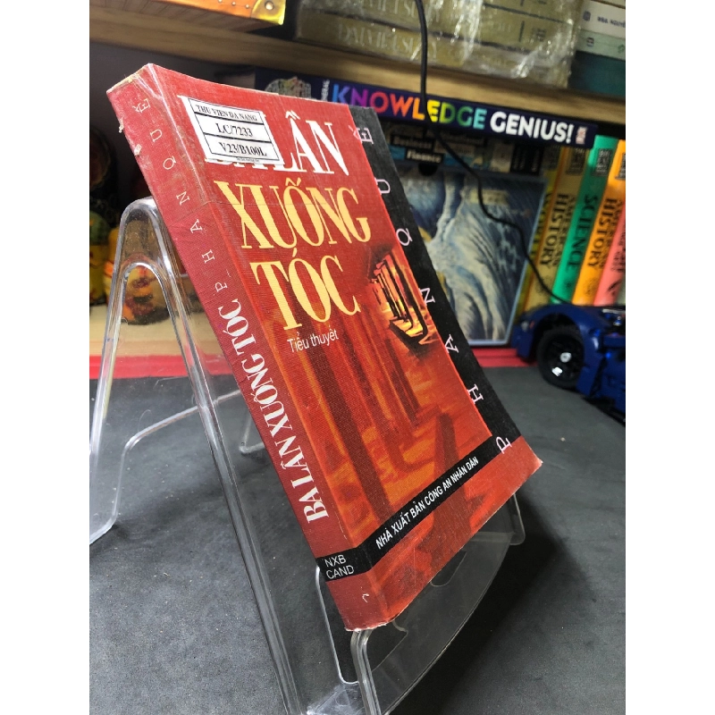 Ba lần xuống tóc mới 70% ố bẩn có dấu mộc và viết nhẹ trang đầu 2006 Phan Quế HPB0906 SÁCH VĂN HỌC 914758