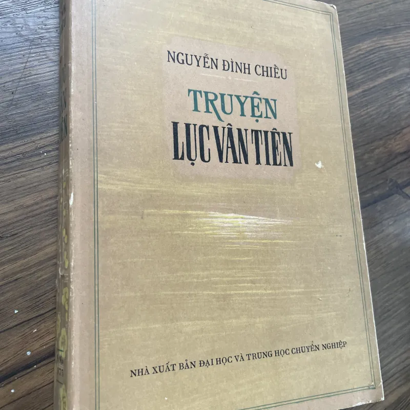 Lục vân tiên; Nguyễn Đình Chiểu; 1975; nhiều tư liệu, phụ bản, sách đẹp 298560