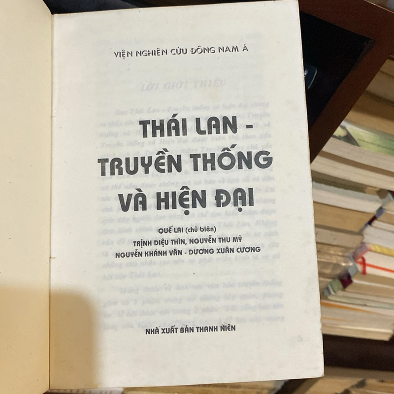 THÁI LAN - TRUYỀN THỐNG VÀ HIỆN ĐẠI (XB 1999) 470911