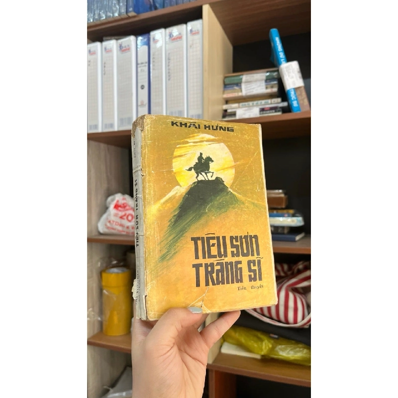 Tiêu sơn tráng sĩ - Khái Hưng 122499