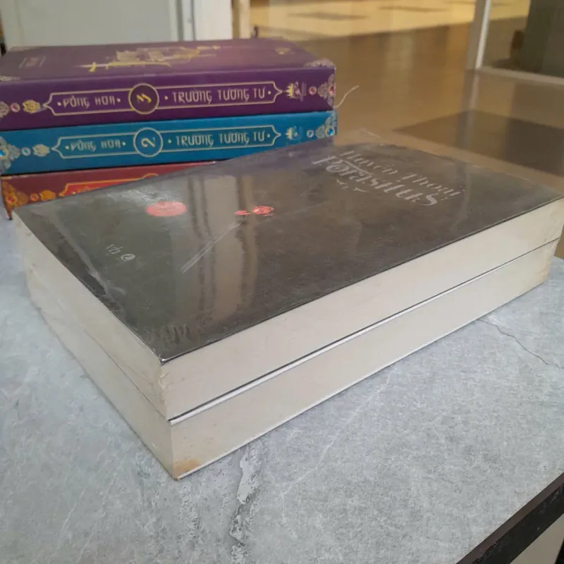 HUYỀN THOẠI PORASITUS - THẢO DƯƠNG 996292