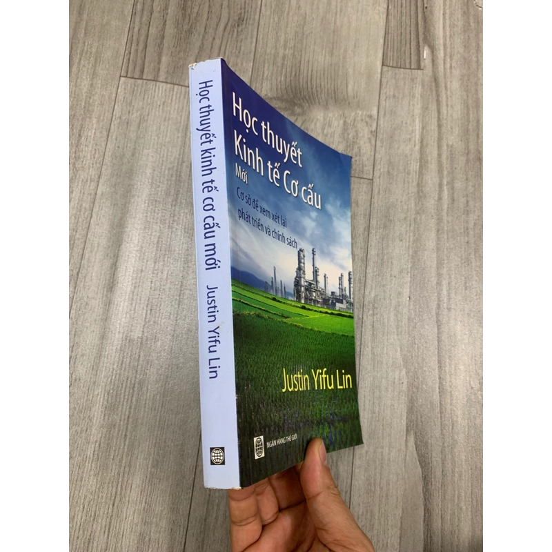 Học thuyết kinh tế cơ cấu mới - Justin Yifu Lin. 1b1 551564
