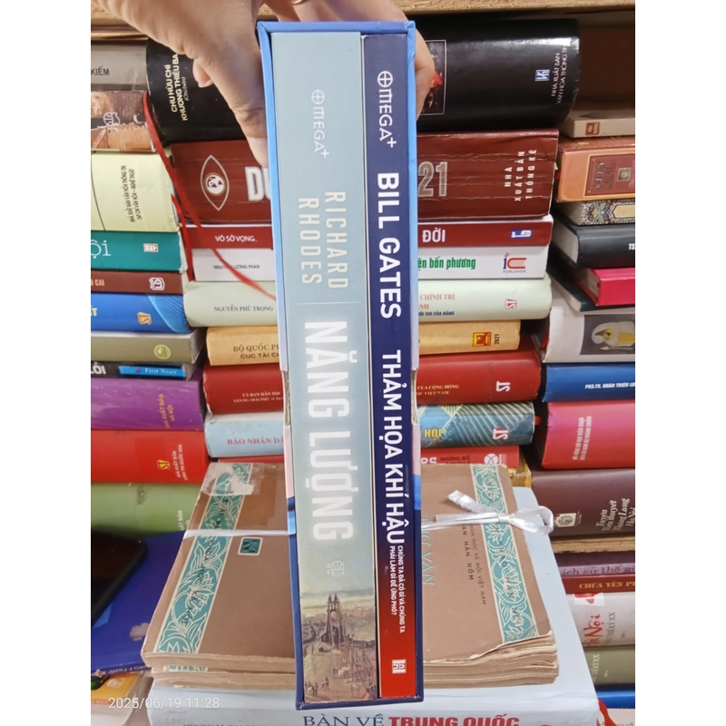 Bộ Sách Năng Lượng Và Biến Đổi Khí Hậu 476255