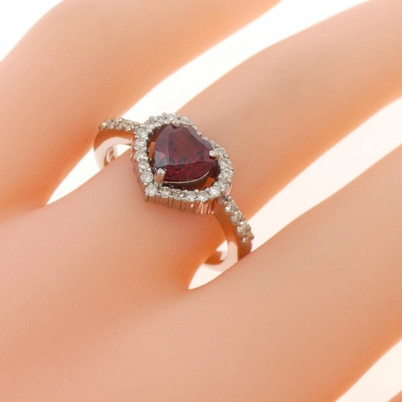 Nhẫn Garnet Hình Trái Tim K18WG - Hàng hiệu Chính hãng 852150