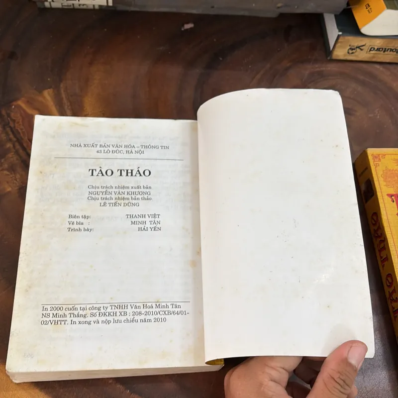 II Văn Học Trung Quốc: Tào Tháo _ Thiên Bá, Nhân Bá - Tào Trọng Hoài - 2010 1041601