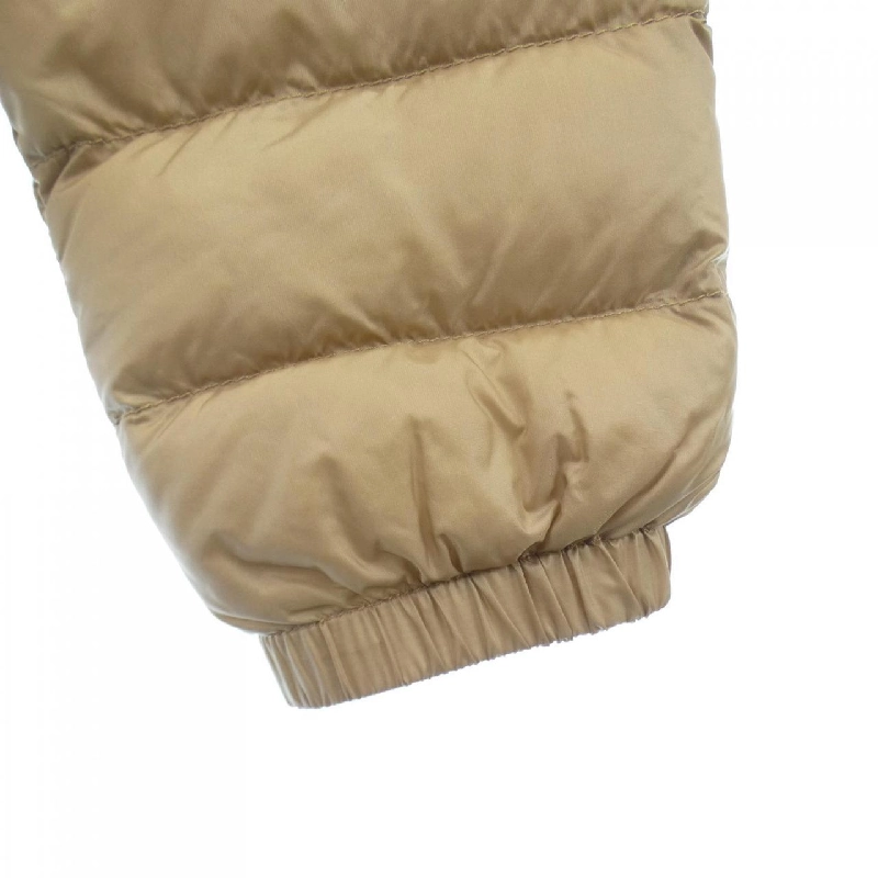 【Sản phẩm mới】Áo khoác lông vũ MONCLER 635692