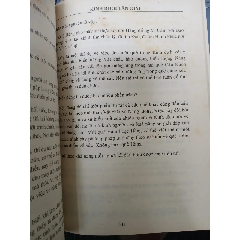 KINH DỊCH TÂN GIẢI - LÊ QUÝ THỤ 1009243