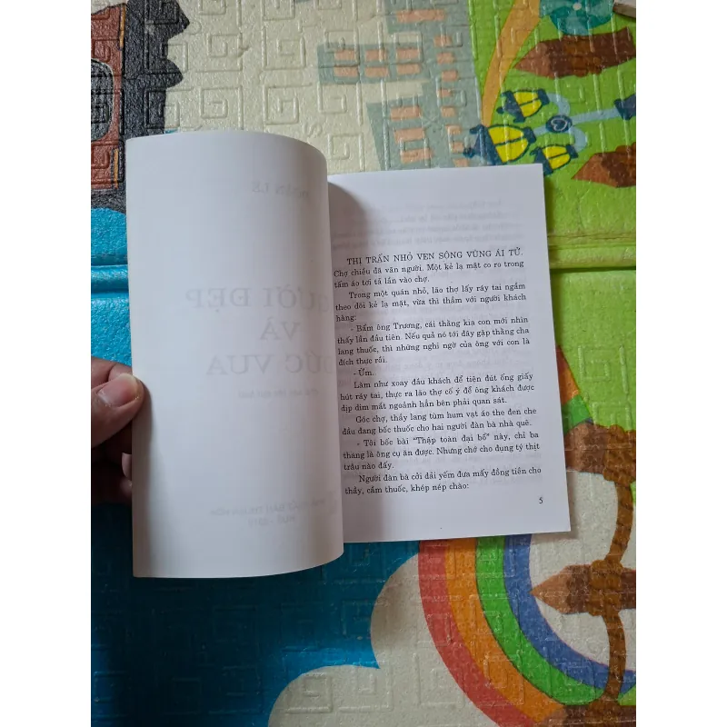 Người đẹp và Đức vua 792088