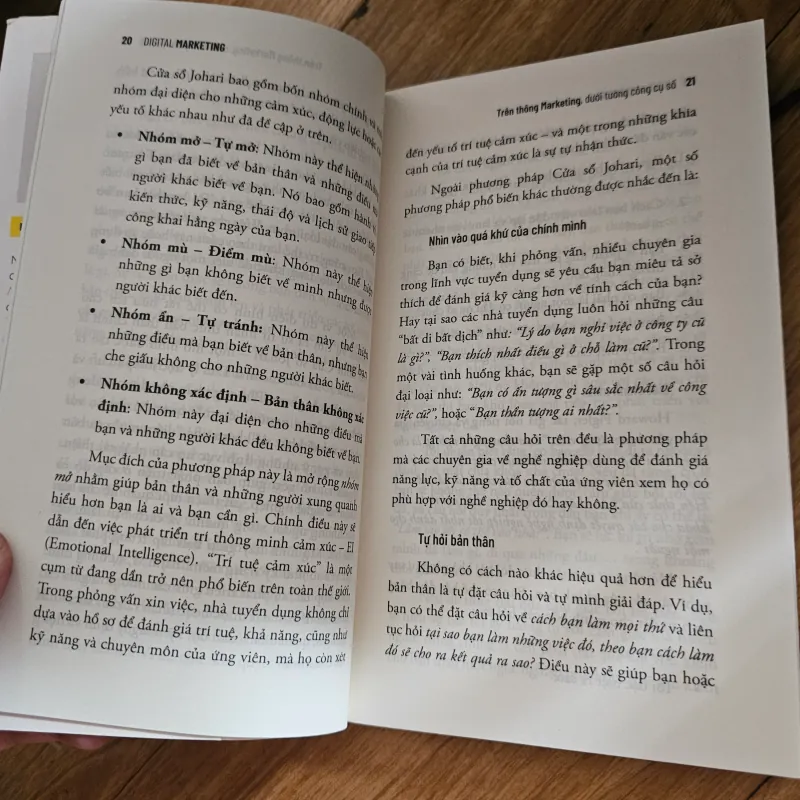 Digital Marketing trên thông Marketing, dưới tường công cụ số
 757050