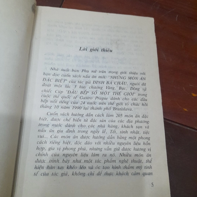 NHỮNG MÓN ĂN ĐẶC BIỆT (Đinh Bá Châu - Đầu bếp số 1 thế giới) 301096