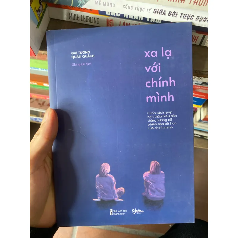 Sách xa lạ với chính mình 312754