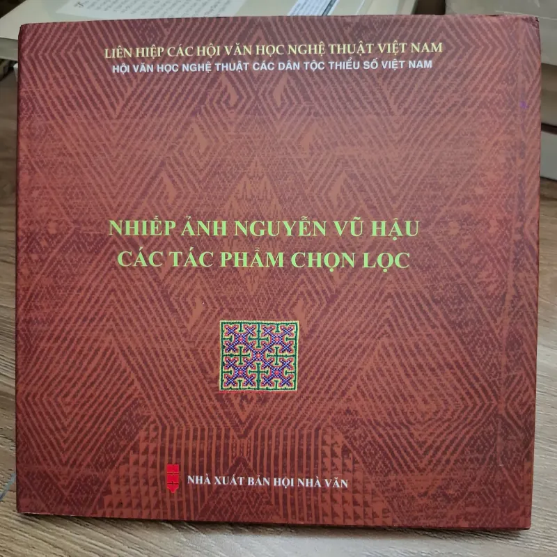 Nhiếp Ảnh Nguyễn Vũ Hậu: Các Tác Phẩm Chọn Lọc - (Nguyễn Vũ Hậu) - Sách ảnh nghệ thuật 692888
