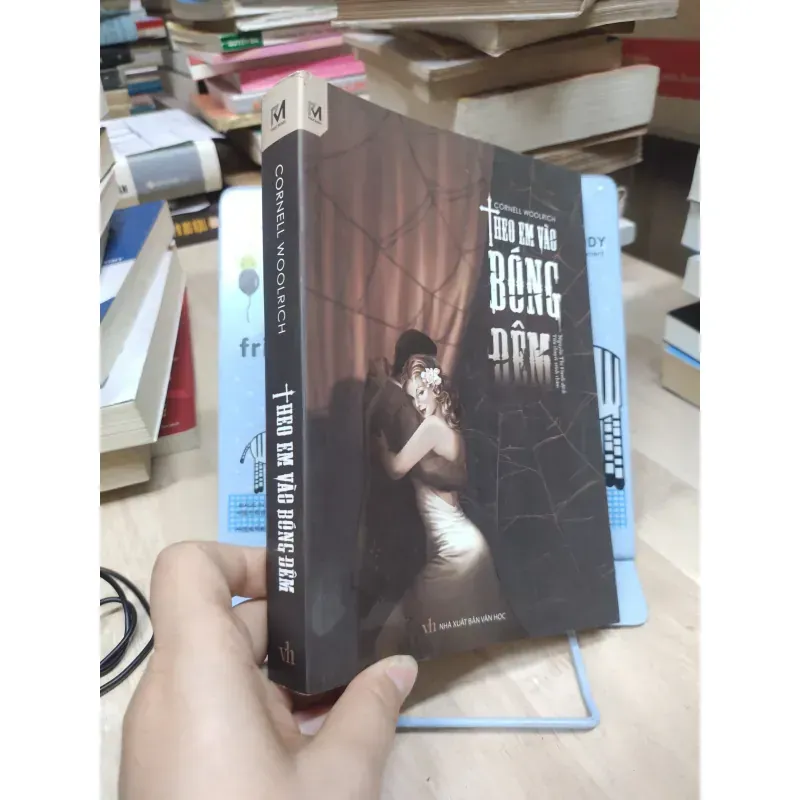 Sách: Theo em vào bóng đêm - TG: Cornell Woolrich (B1) 934826