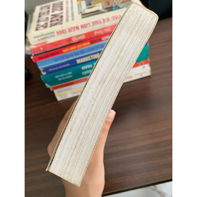 Gần Như Vậy Xa Đến Thế – (dịch) 530046