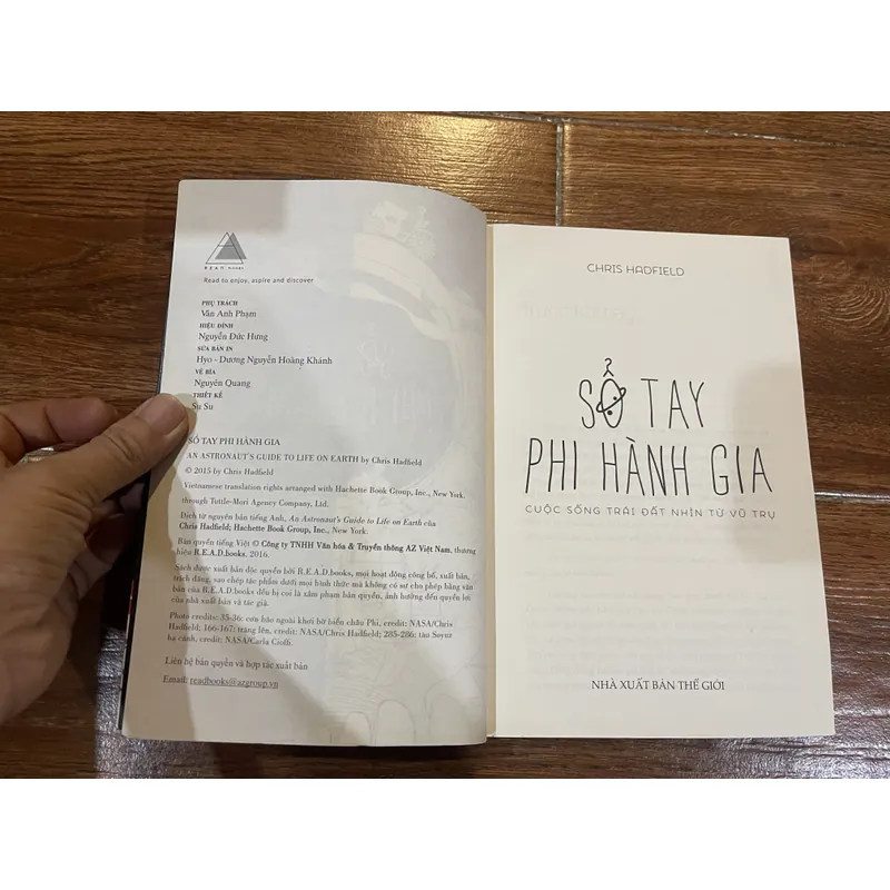 Sổ tay phi hành gia - Chris Hadfield (k4) 697800