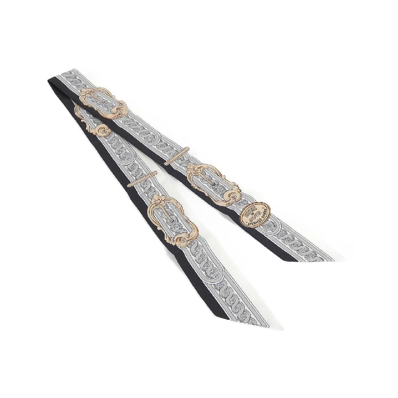 Khăn quàng cổ BRIDE DE COUR của Hermès 061517S 623508