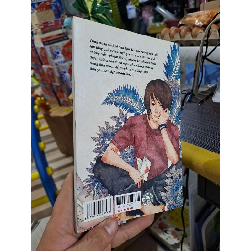 Đi Giữa Mùa Yêu - Cẩm Nang Sống 4teens - 2010 mới 80% ố - VĂN HỌC - HMT3012 750026