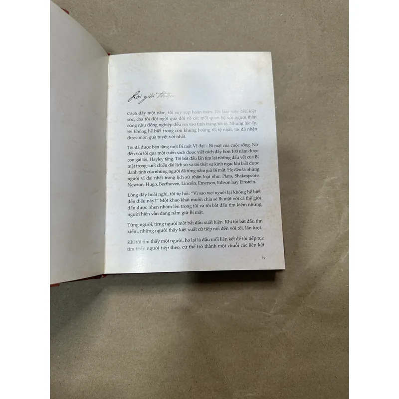 Bí mật sách bìa cứng 735057