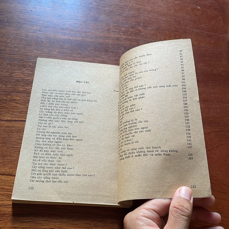  II Sách Xưa: Đời Sống Cây Trồng - Đào Thế Tuấn - 1978 504375