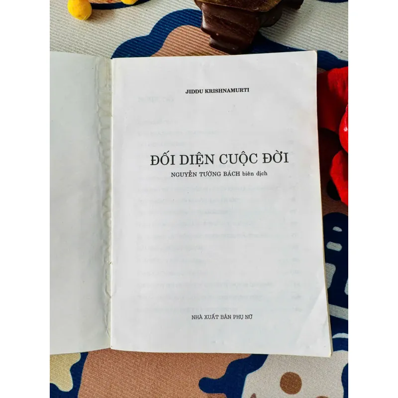 [SÁCH TRIẾT HỌC - SÁCH CŨ] ĐỐI DIỆN CUỘC ĐỜI - JIDDU KRISHNAMURTI - CÓ VẾT Ố NHẸ 929110