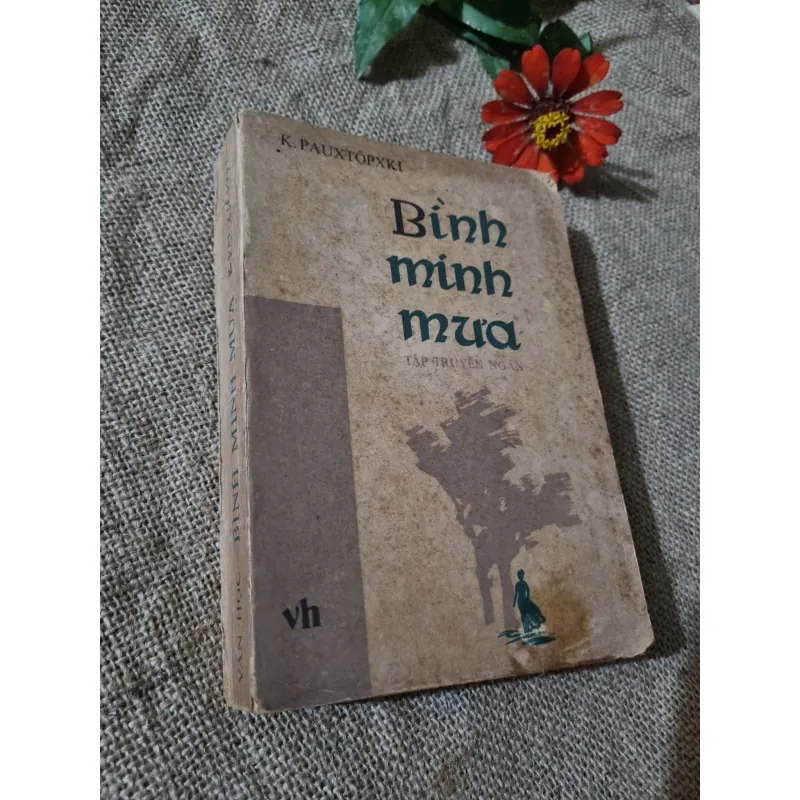 Bình minh mưa - Kim Ân phần-  bút  của Vũ Thư Hiên dịch 744928