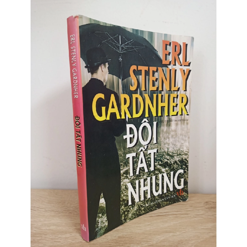 [Phiên Chợ Sách Cũ] Đôi Tất Nhung - Erl Stenly Gardnher 1412 352586