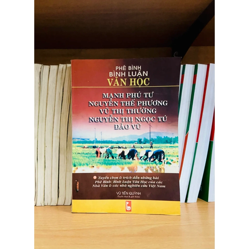 (Sách cũ SCGR) Phê bình Bình luận Văn học - Nhiều tác giả - Văn học VAVOVK1T1C13-7 Blogmeo090426 1015004