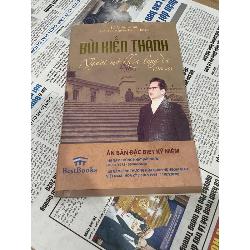 Bùi Kiến Thành - Người Mở Khóa Lãng Du (Hồi Ký) - Ấn bản đặc biệt 1001440