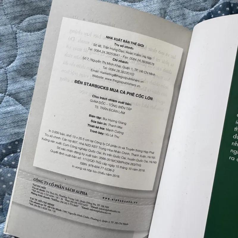 Đến Starbuck mua cà phê cốc lớn - Yoshimoto Yosio 763748